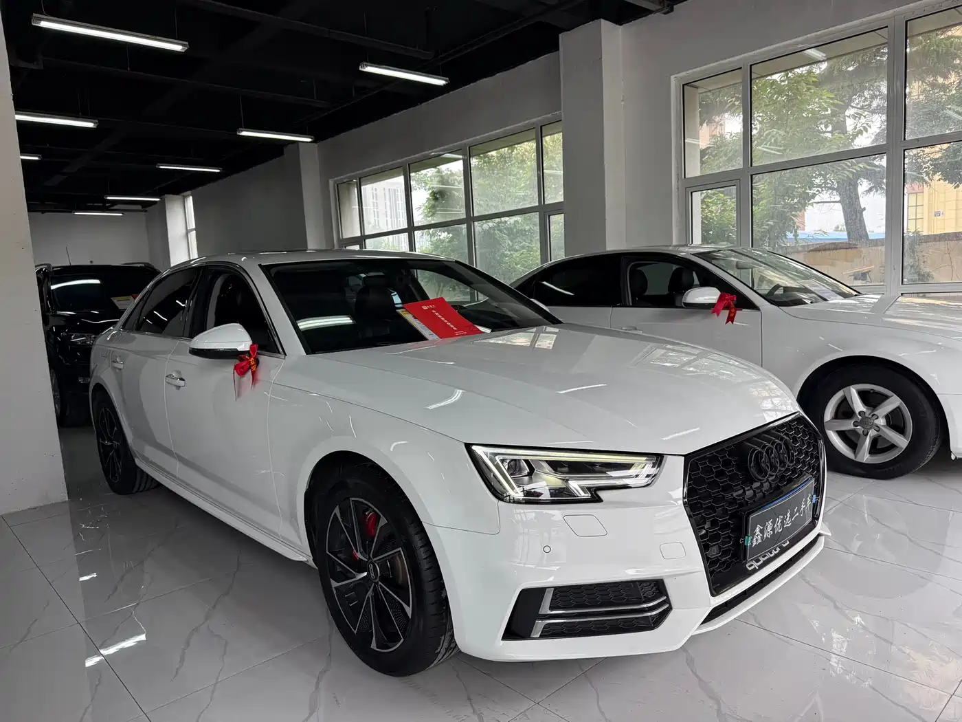 Audi A4L 2019 40 TFSI Progressive (China V) фото 3