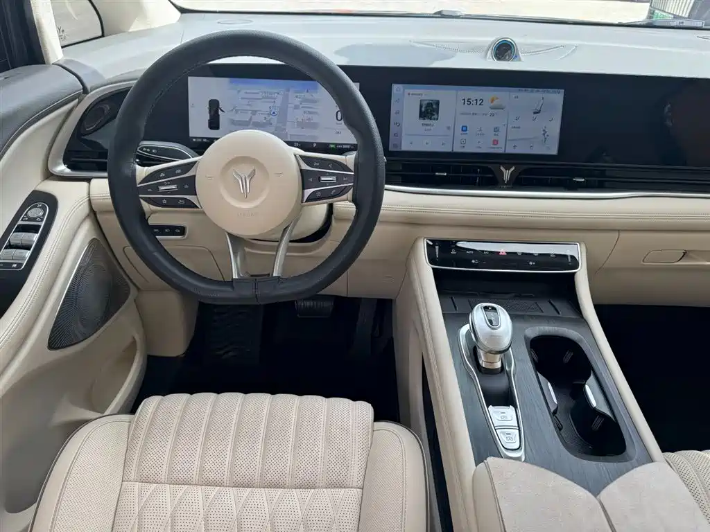Voyah Auto Voyah Dreamer 2024 PHEV Extended Range Flagship Edition фото 10