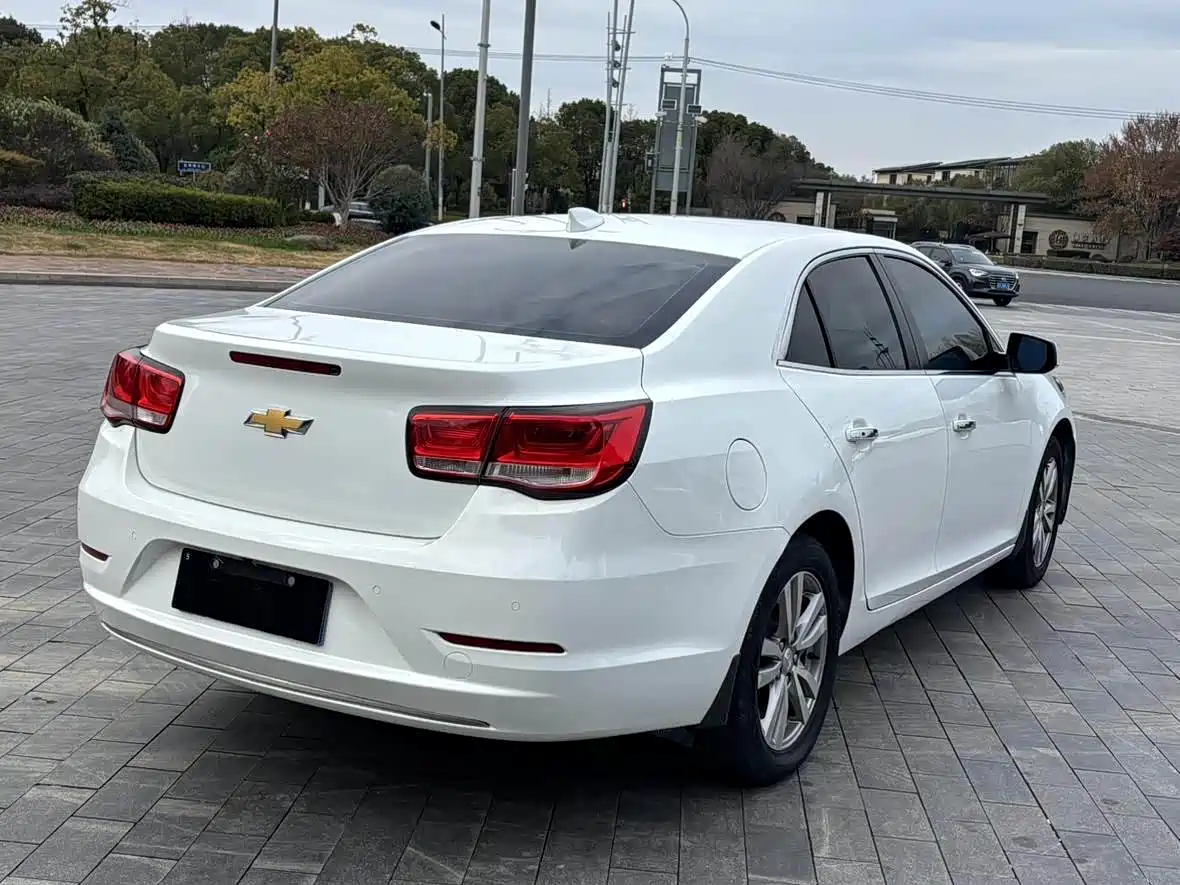 Chevrolet Malibu 2017 1.5T Automatic Luxury Edition фото 5