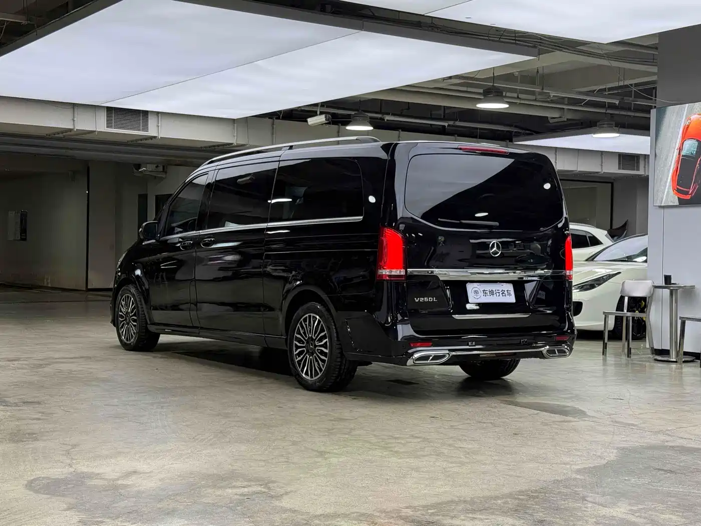 Mercedes-Benz V-Class 2018 V 260 Pilot Edition China V фото 4