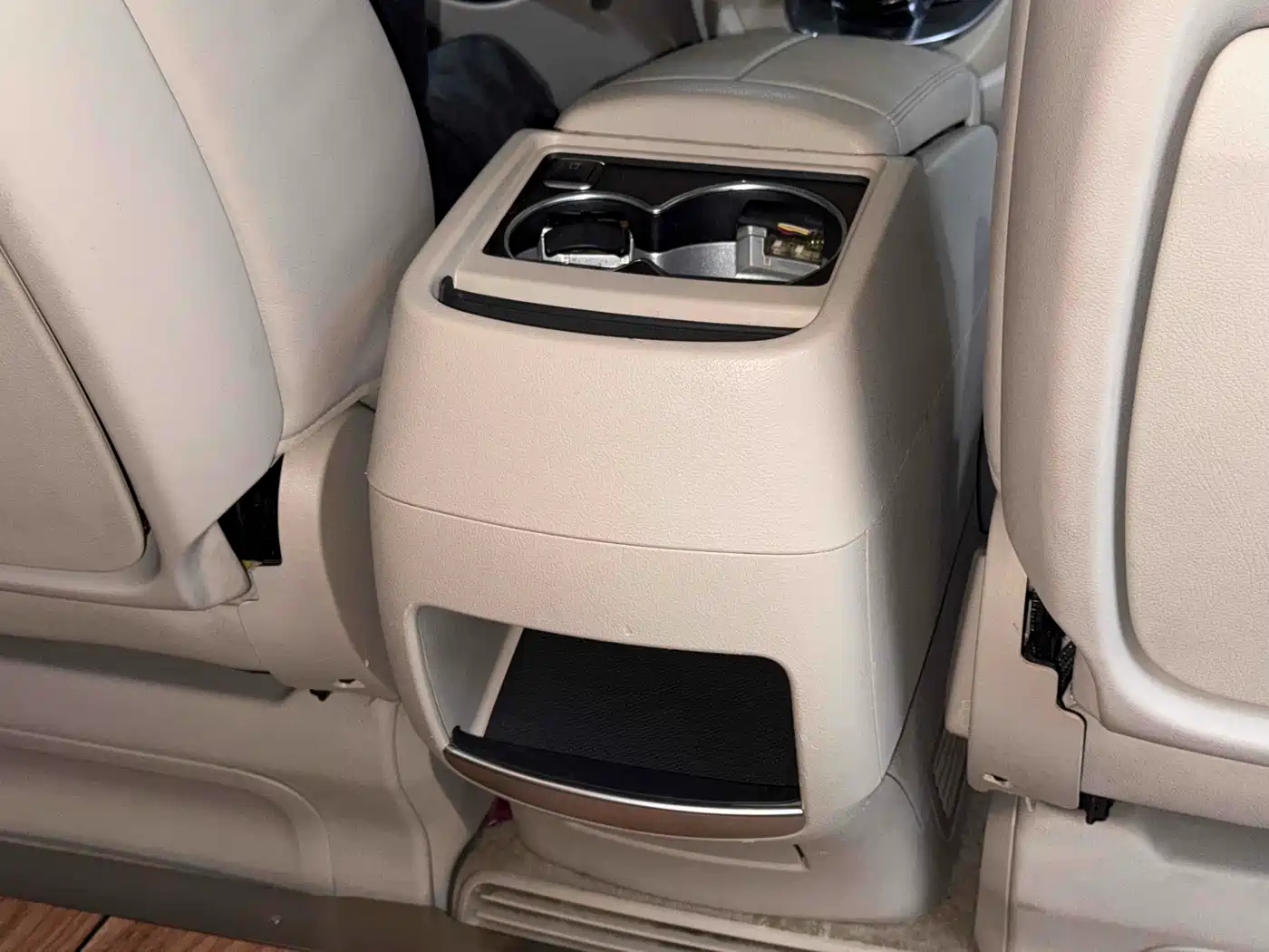 Mercedes-Benz V-Class 2018 V 260 Pilot Edition China V фото 20