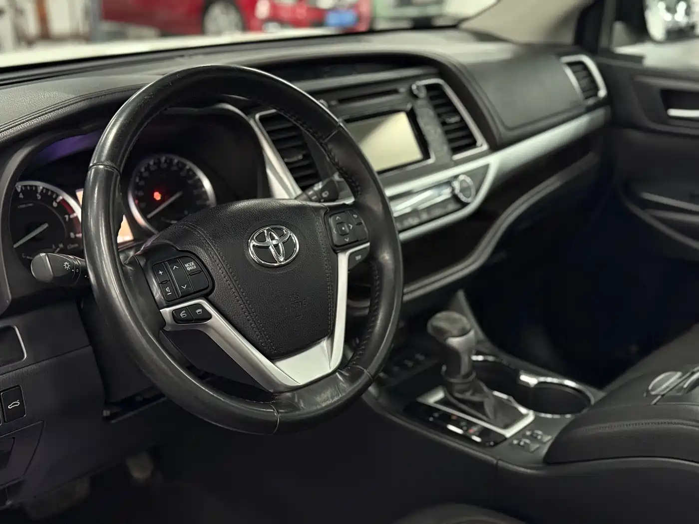 Toyota Highlander 2015 2.0T AWD Luxury Edition 7-seater фото 8