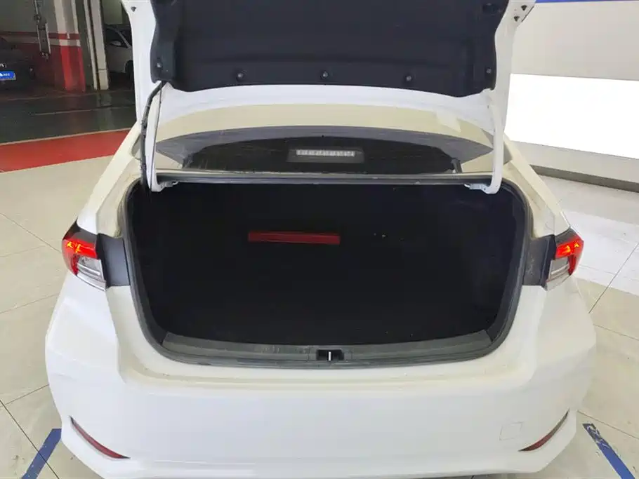 Toyota Corolla 2022 1.2T S-CVT Pioneer PLUS Edition фото 4