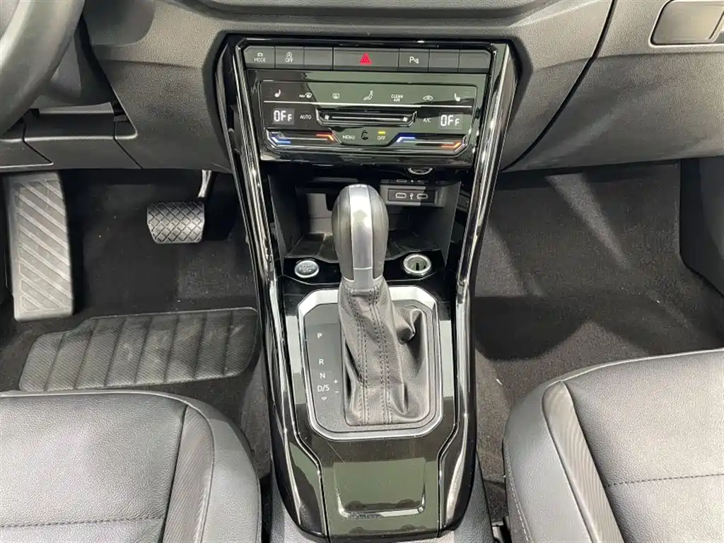 Volkswagen T-ROC 2022 280TSI DSG 2WD Elite PLUS фото 7