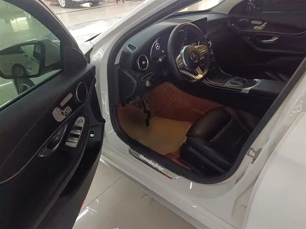 Mercedes-Benz C-Class 2020 C 260 L Sport фото 23