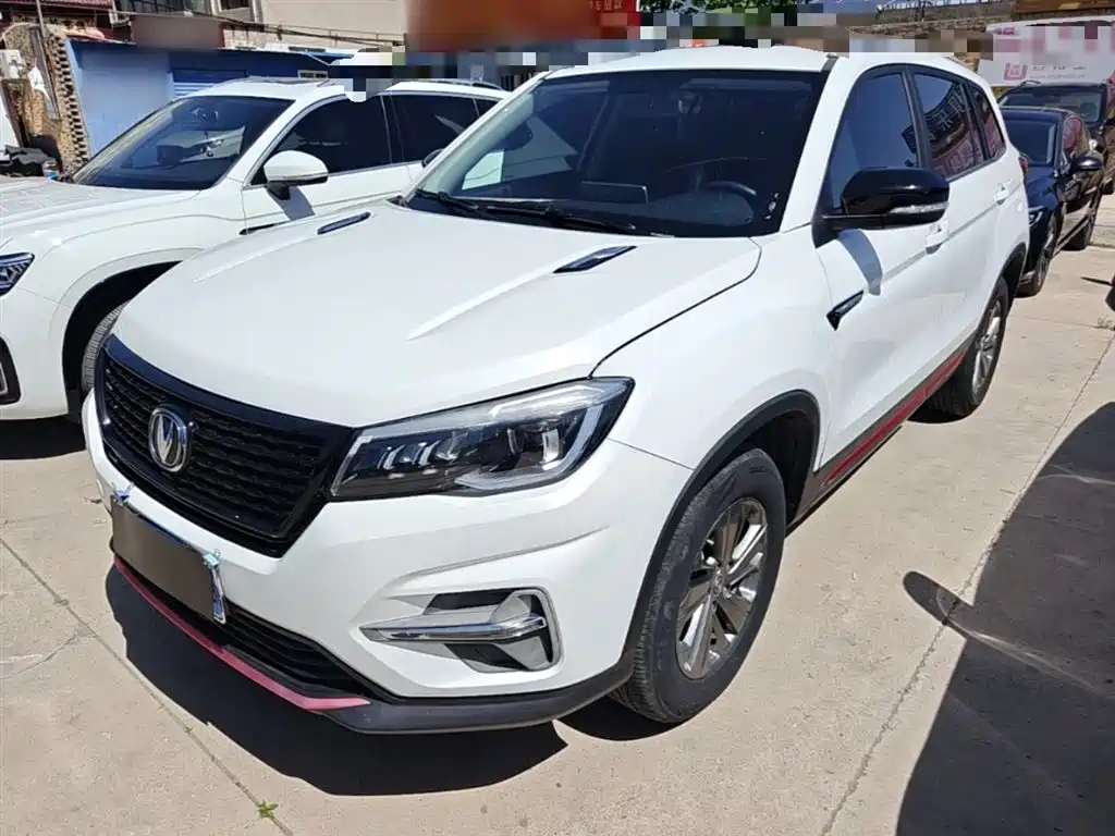 Фото 1 - Changan CS75
