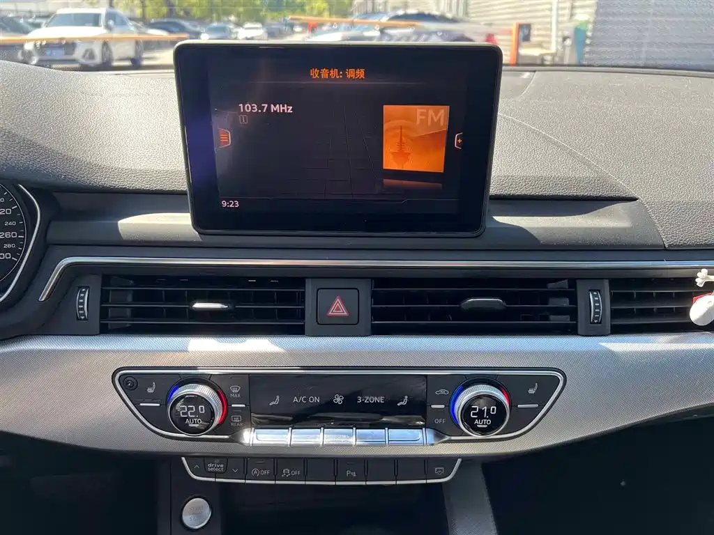Audi A5 (Import) 2019 Sportback 40 TFSI Fashion фото 11