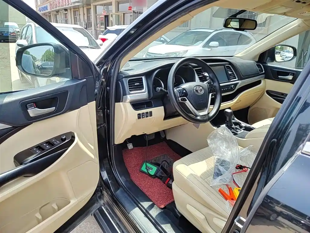 Toyota Highlander 2018 2.0T 4WD Elite 7-seater China VI фото 16