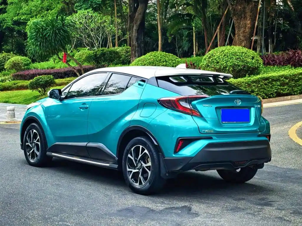 Toyota C-HR 2018 2.0L Luxury Edition China V фото 5