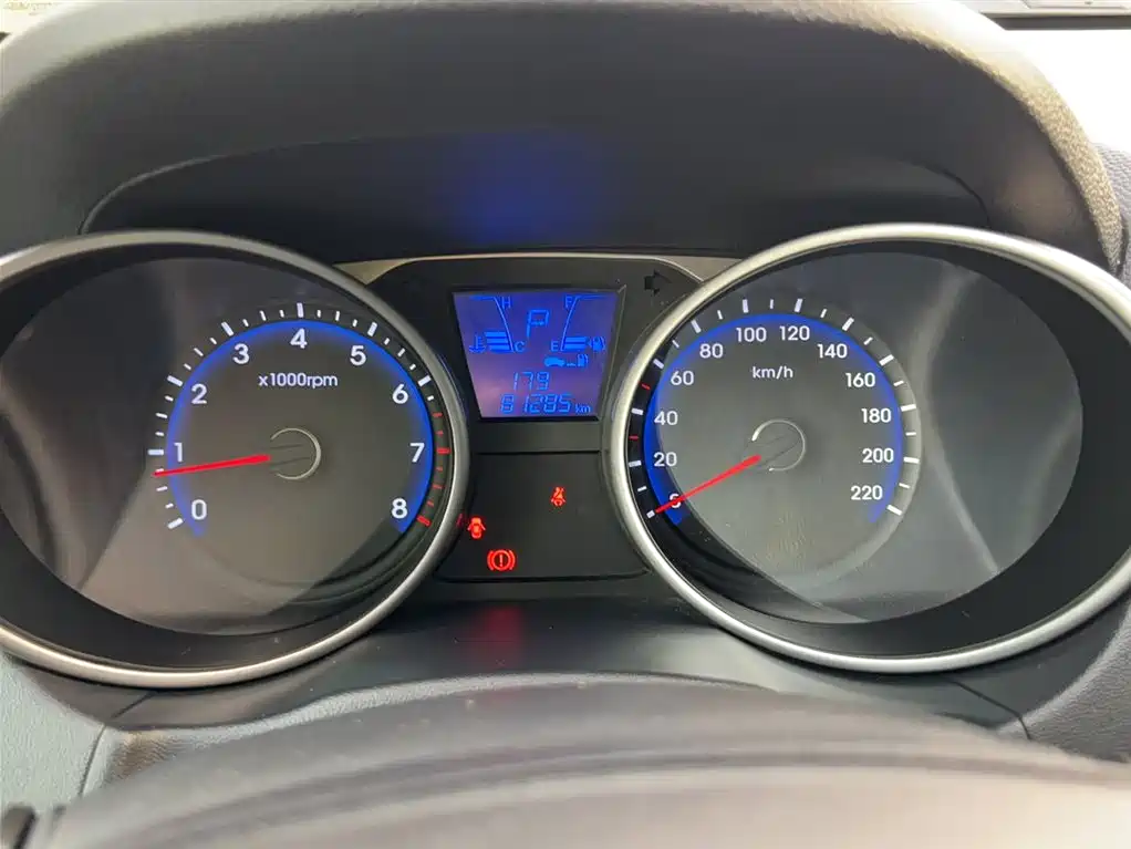 Hyundai Beijing Hyundai ix35 2015 2.0L Automatic 2WD Comfort China V фото 13