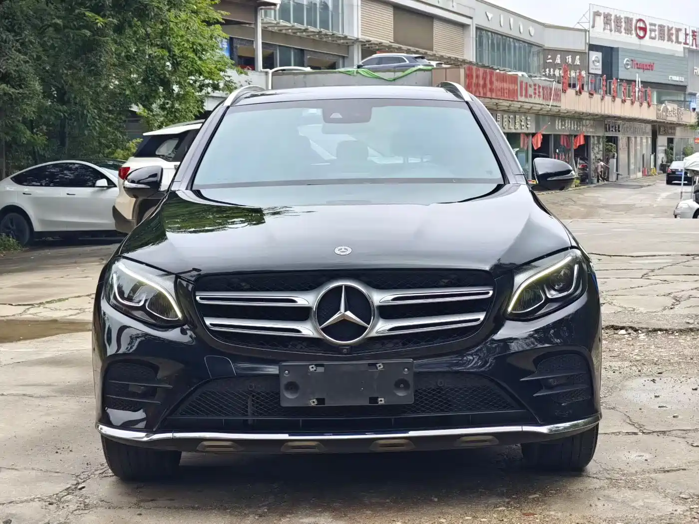 Mercedes-Benz GLC 2017 GLC 260 4MATIC Luxury фото 2