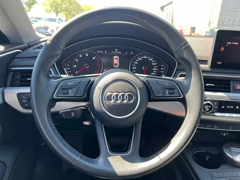 Audi A5 (Import) 2019 Sportback 40 TFSI Fashion фото 10