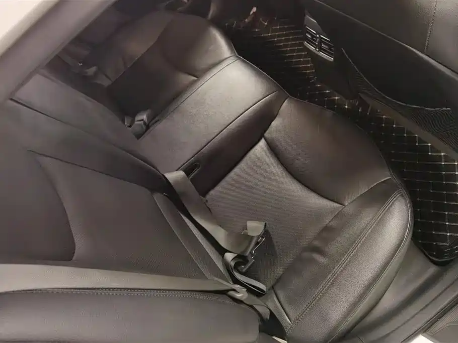 Hyundai Langdong 2015 1.6L Auto Premium фото 11