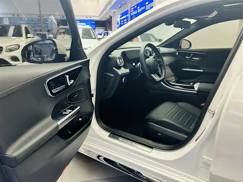 Mercedes-Benz C-Class 2022 Facelift C 260 L Sport фото 20