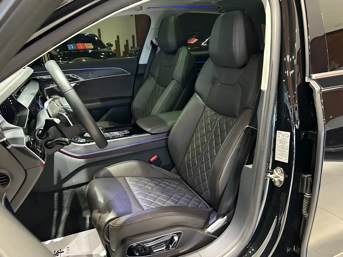 Audi A8 2021 A8L 50 TFSI quattro Comfort фото 11