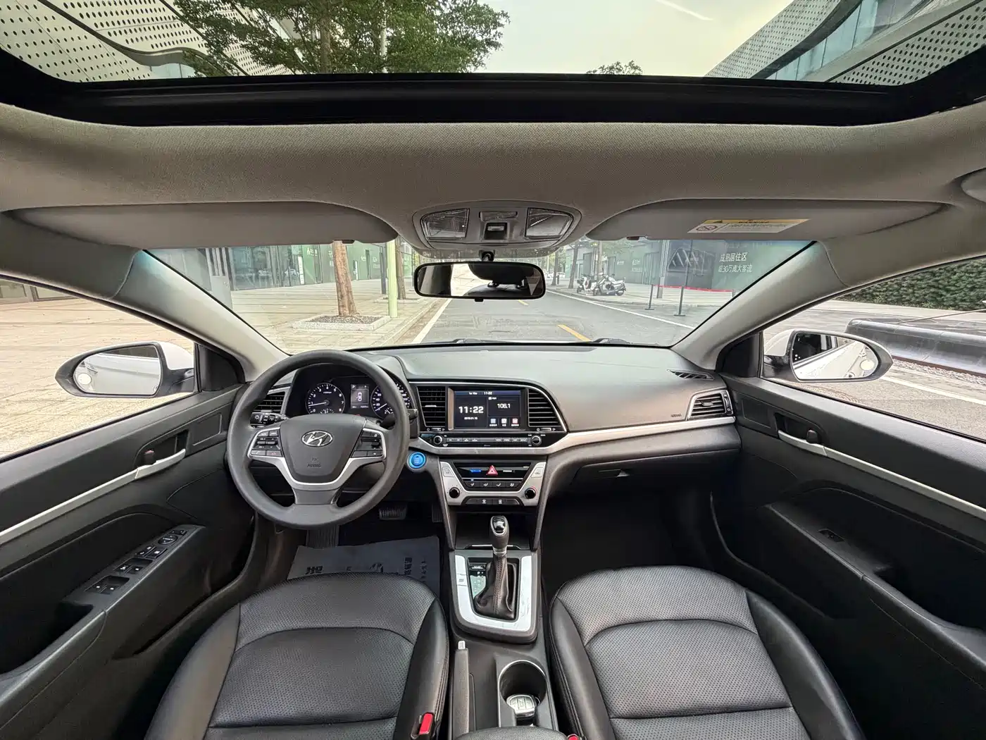 HYUNDAI LEAD