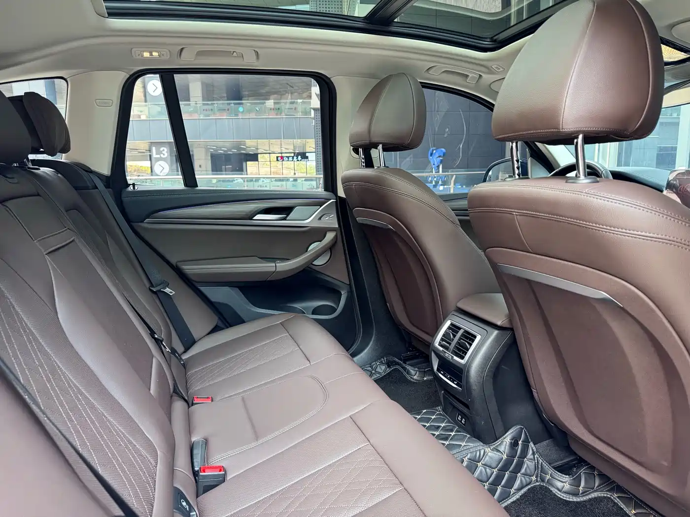 BMW X3 2023 Facelift xDrive30i Leading M Night Package фото 7