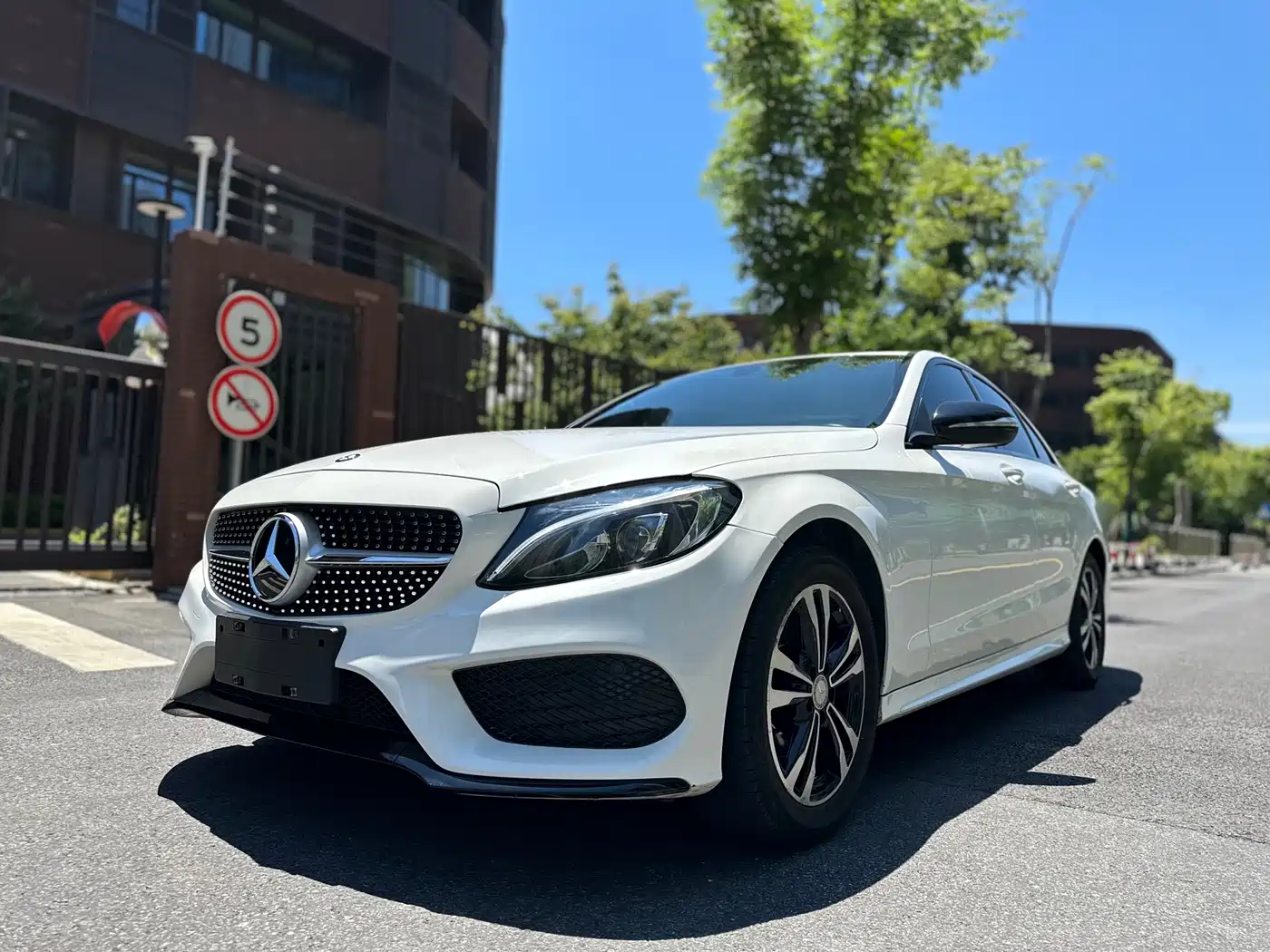 Mercedes-Benz C-Class 2015 C 200 Sport Edition фото 25