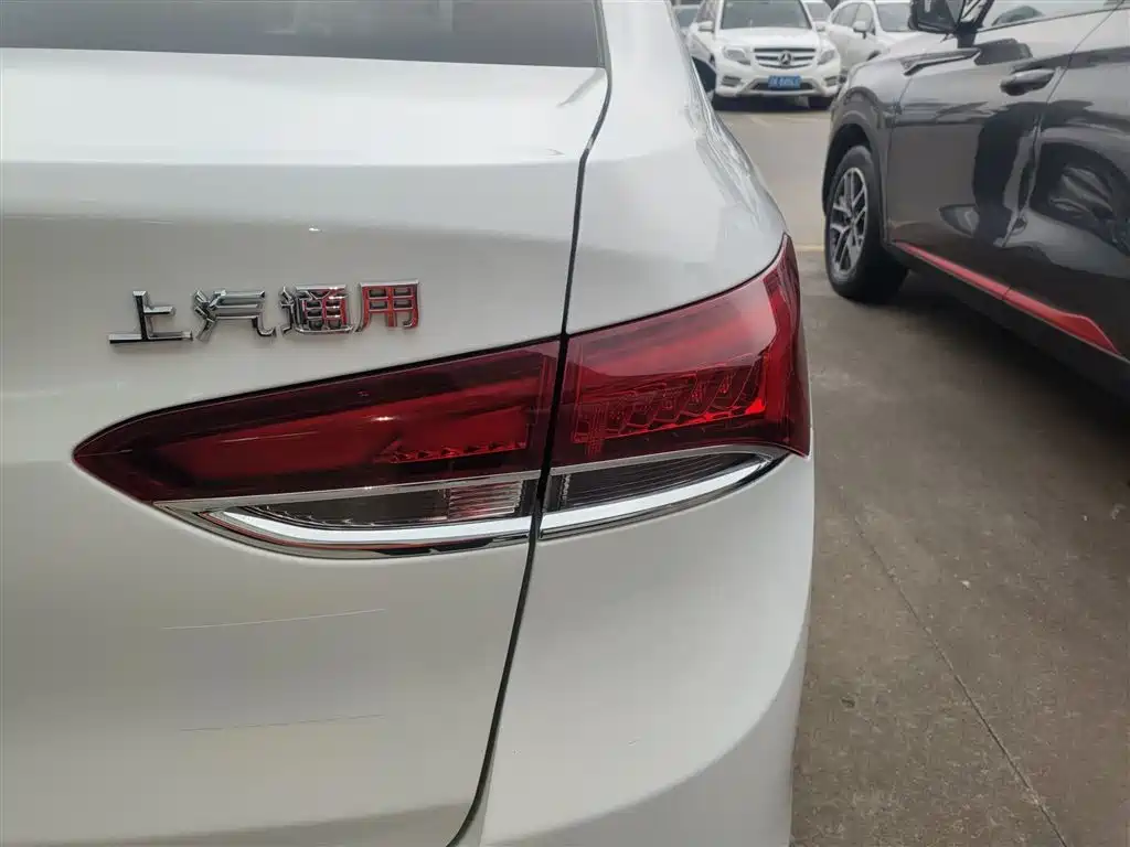 Buick Excelle 2021 Facelift Exemplar 1.5L Auto Elite фото 8