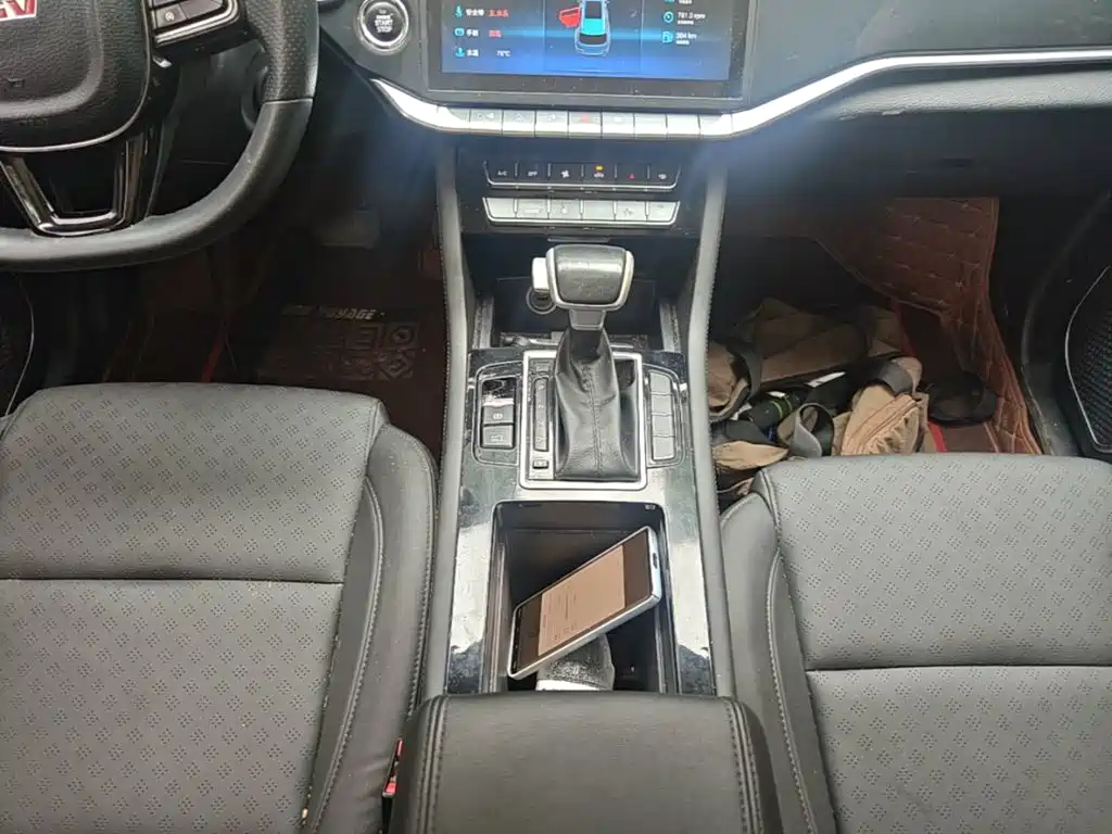 Sinotruk VGV VGV U70 2021 2020 Model 1.5T Auto Smart Elite 7-Seater