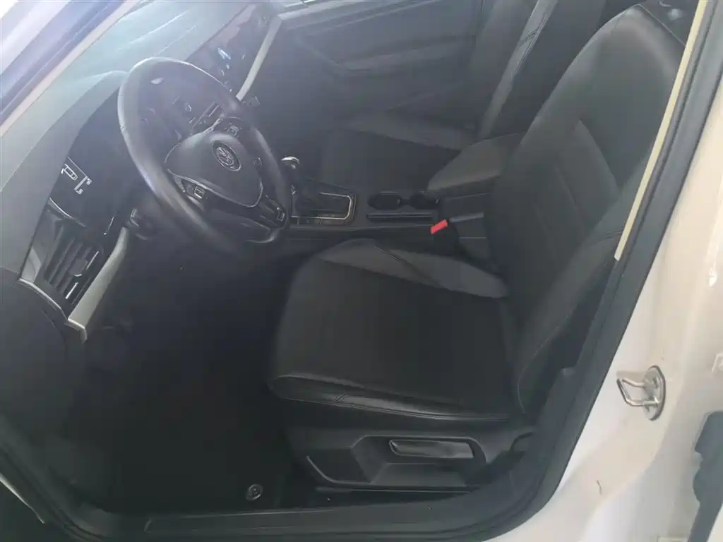 Volkswagen Lavida 2019 1.5L Automatic Comfort Edition China VI фото 15
