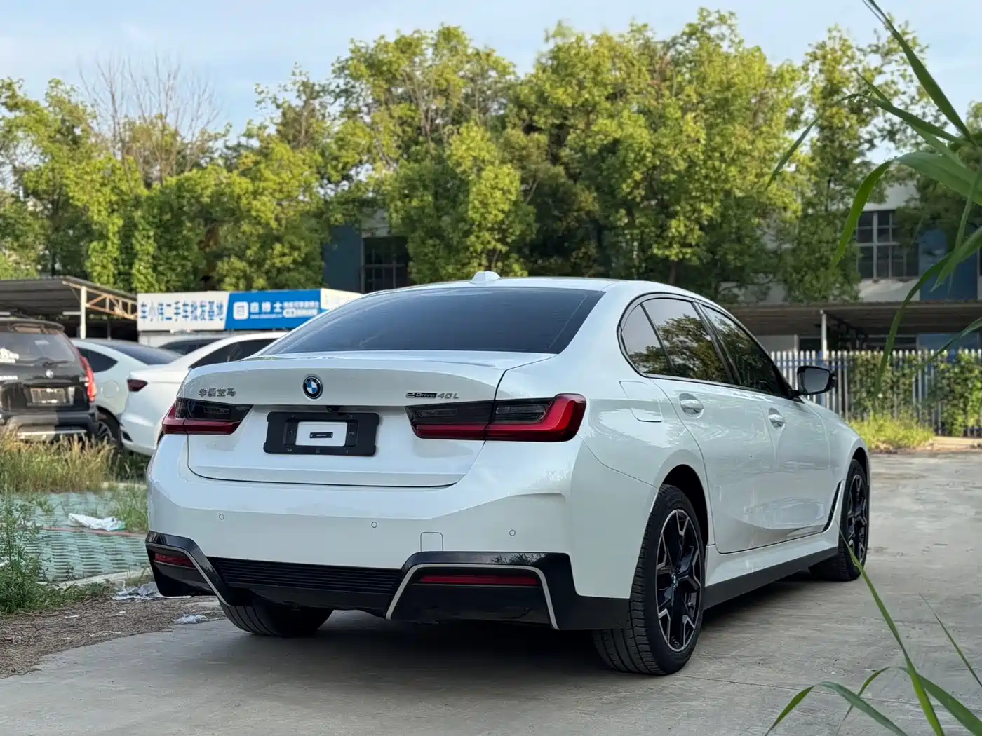 BMW i3 2024 eDrive 40 L Night Sport Package фото 6