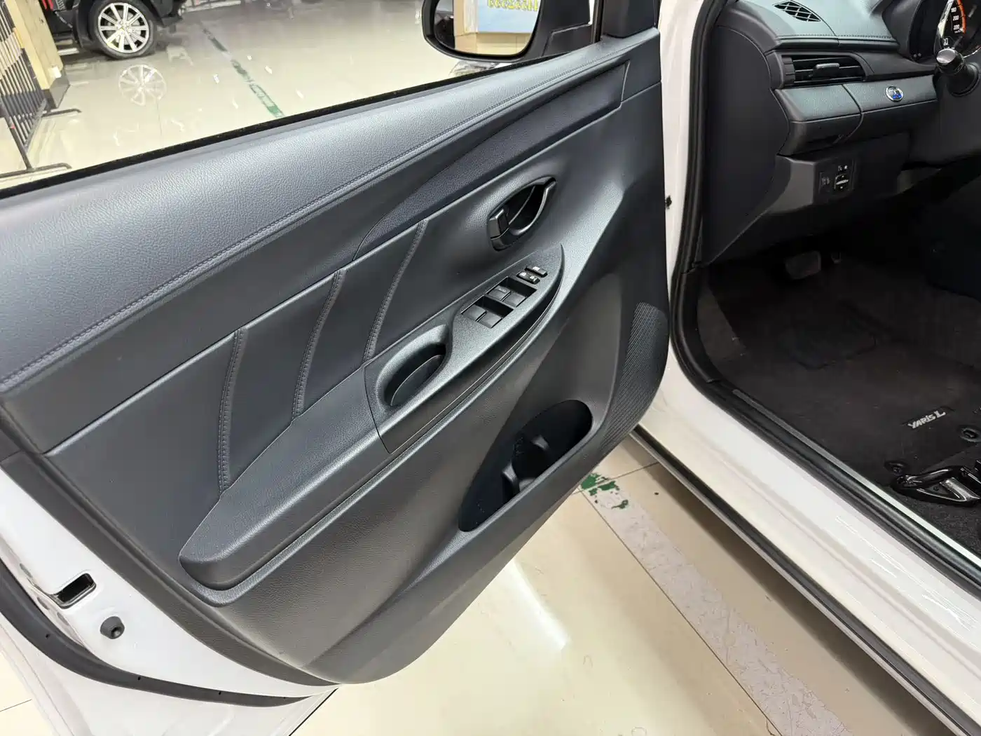 Toyota YARiS L Zhi Xuan 2022 Zhi Xuan X 1.5L CVT Luxury PLUS Edition фото 11