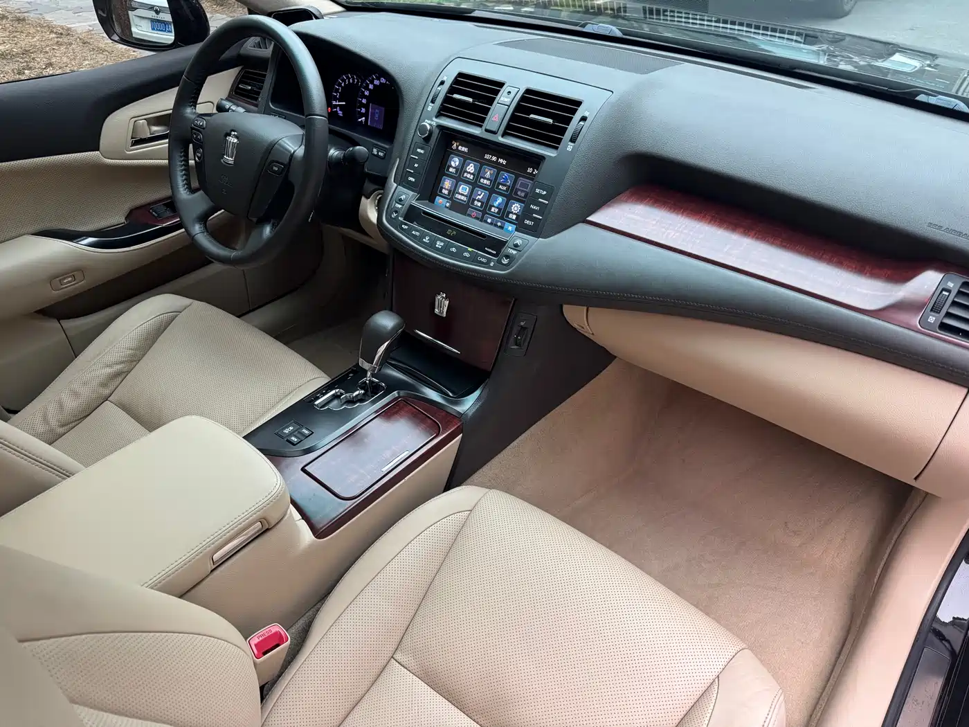 Toyota Crown 2010 2.5L Royal Leather Sunroof Navigation фото 10