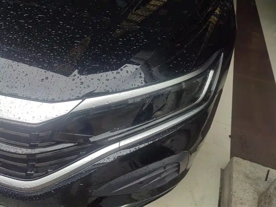 Volkswagen Passat 2024 380TSI Dragon Soaring Edition фото 5