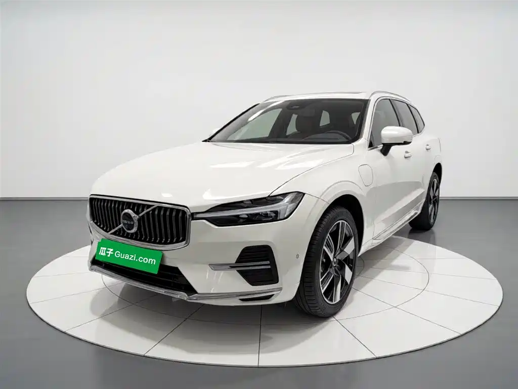 VOLVO XC60 PLUG-IN HYBRID