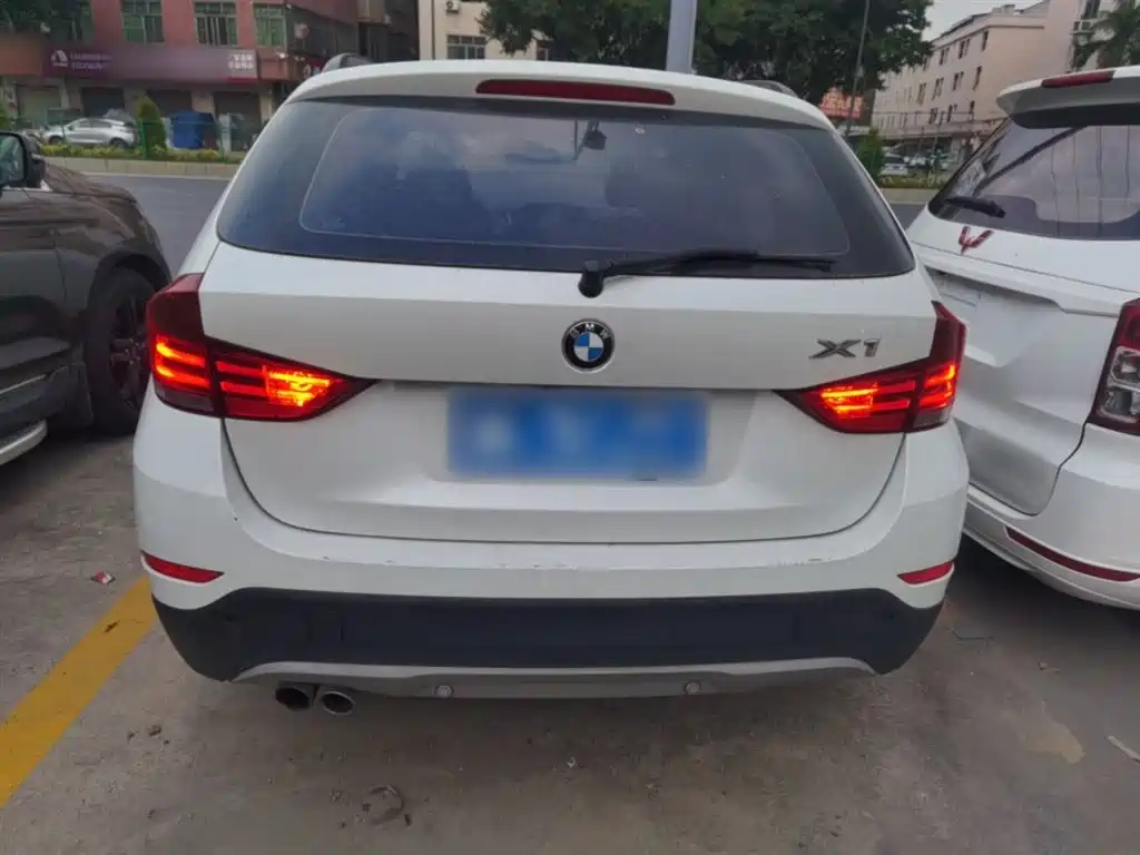 BMW X1 2015 Model sDrive18i Fashion Advanced Edition фото 6