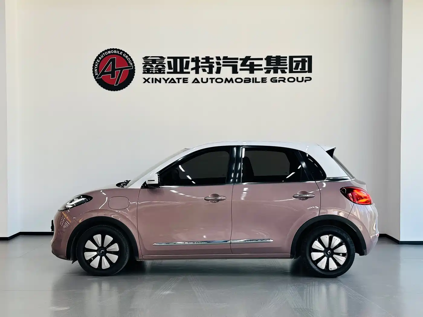 Wuling Motors Wuling Bingo 2023 2023 333km Smart Connectivity Edition