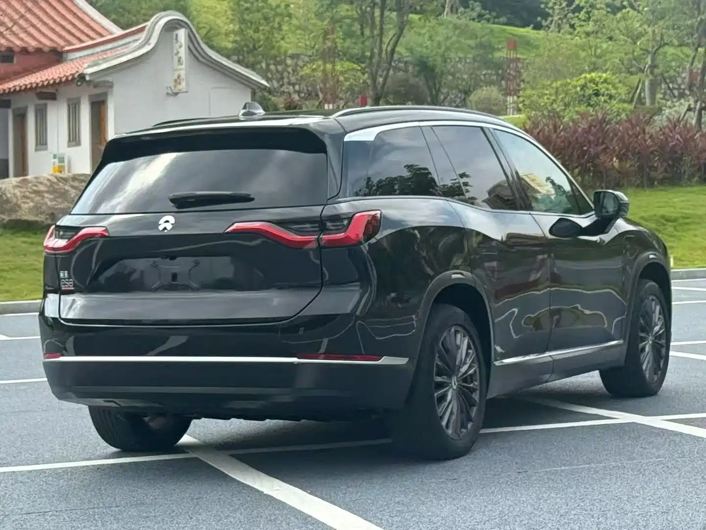Фото 6 - NIO ES8