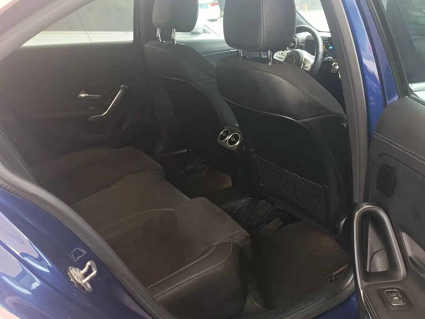 Mercedes-Benz A-Class 2020 A 200 L Sport Sedan фото 11