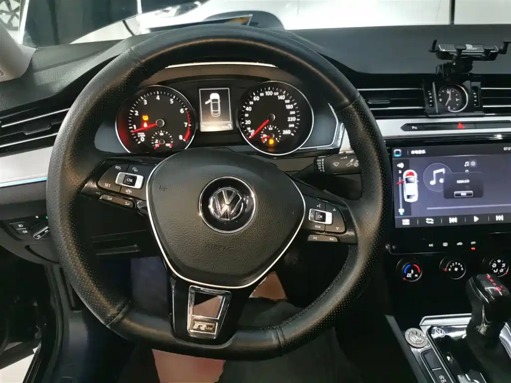 Volkswagen Magotan 2019 280TSI DSG Leading China V фото 7