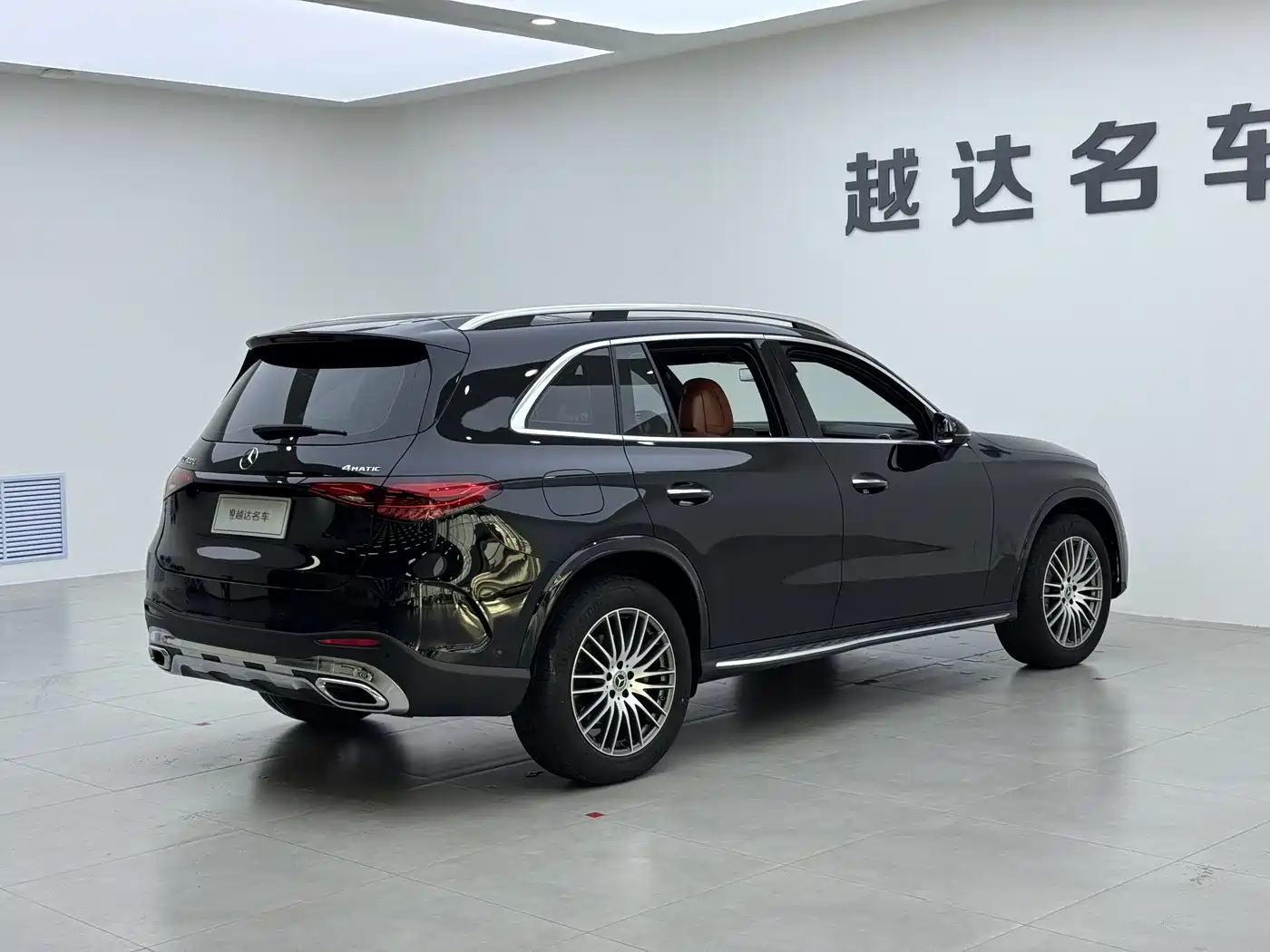 Mercedes-Benz GLC 2024 GLC 300 L 4MATIC Dynamic 5-seater фото 4