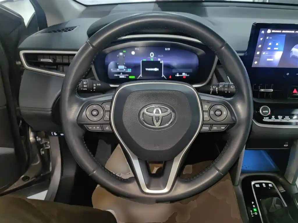 Toyota Frontlander 2023 2.0L Smart Hybrid Dual Engine Prestige Edition фото 11