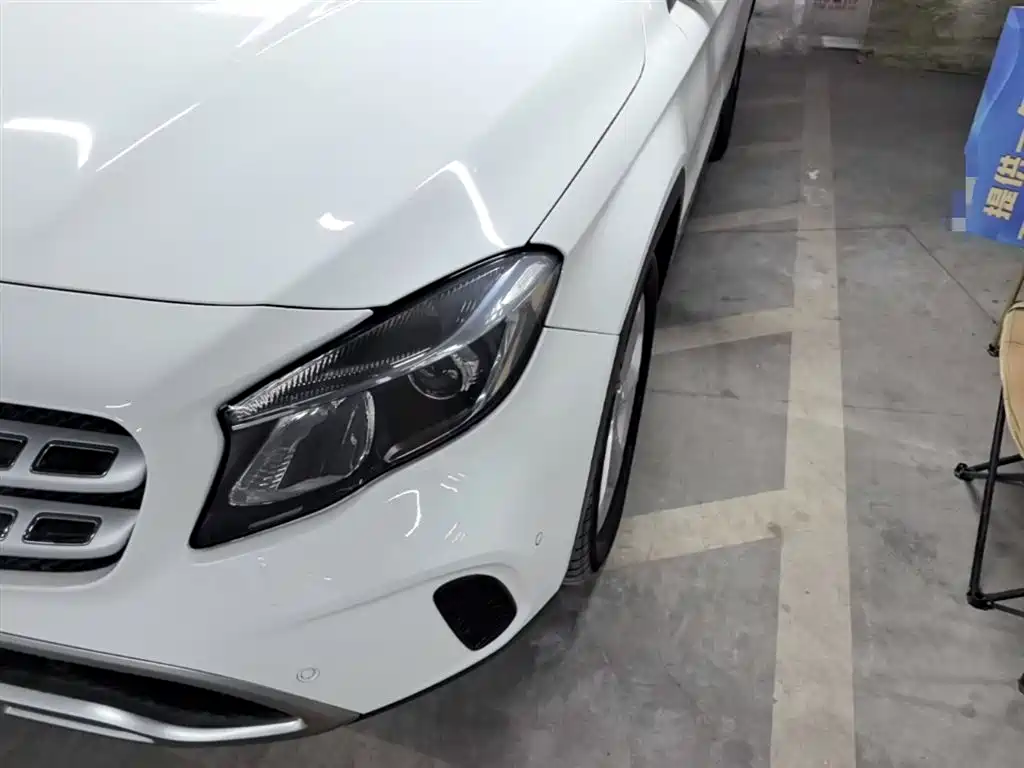 Mercedes-Benz GLA 2018 GLA 200 Dynamic фото 24