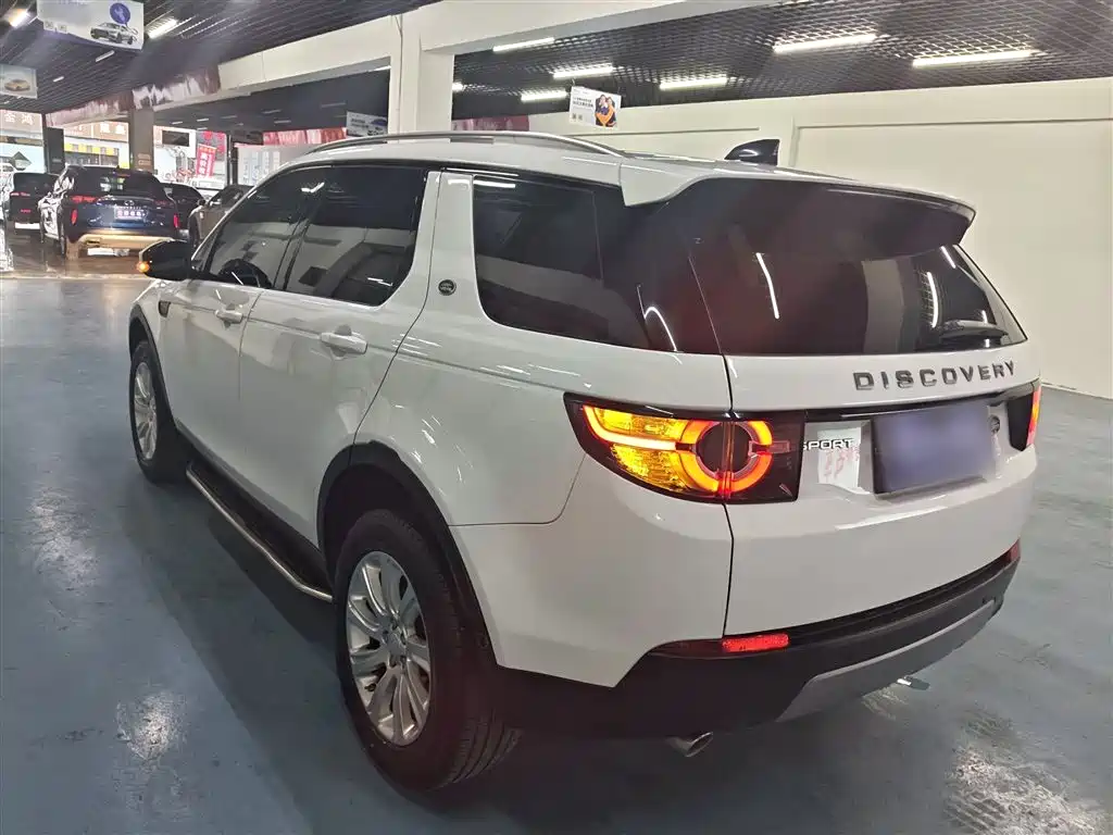 Land Rover Discovery Sport 2019 240PS SE Edition China VI фото 23