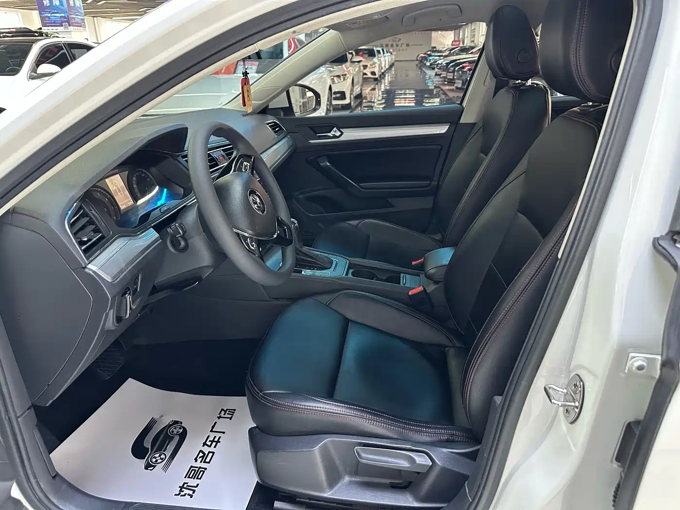 Volkswagen Lamando 2019 230TSI DSG Fashion Edition China VI фото 4