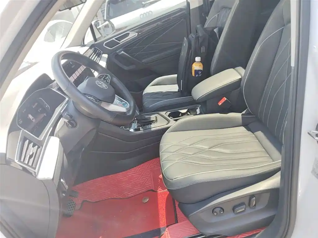 Volkswagen Tiguan L 2023 300TSI Automatic 2WD Smart Enjoyment Edition фото 22