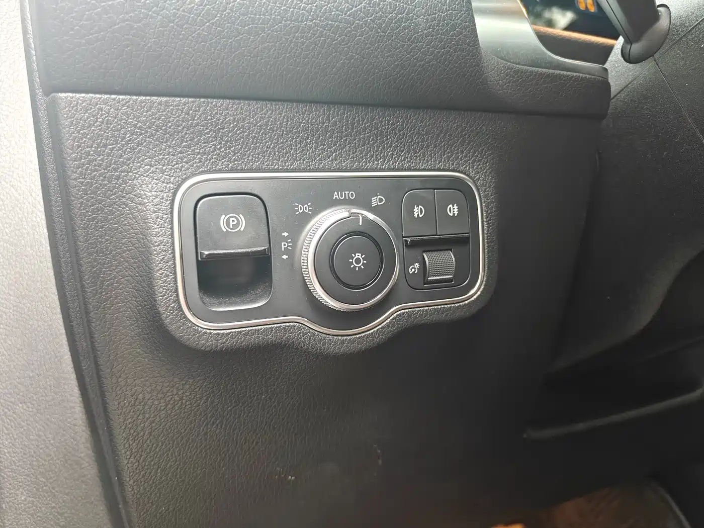 Mercedes-Benz GLB 2020 GLB 200 Pioneer Special Edition фото 7