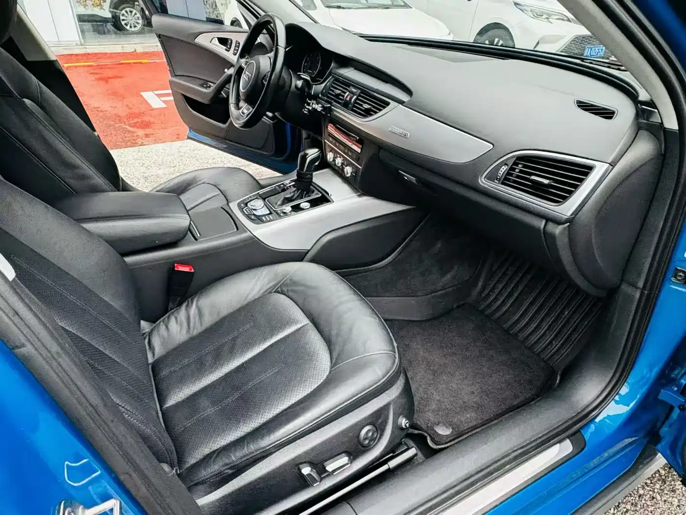 Audi A6 (Import) 2015 3.0T allroad quattro фото 9