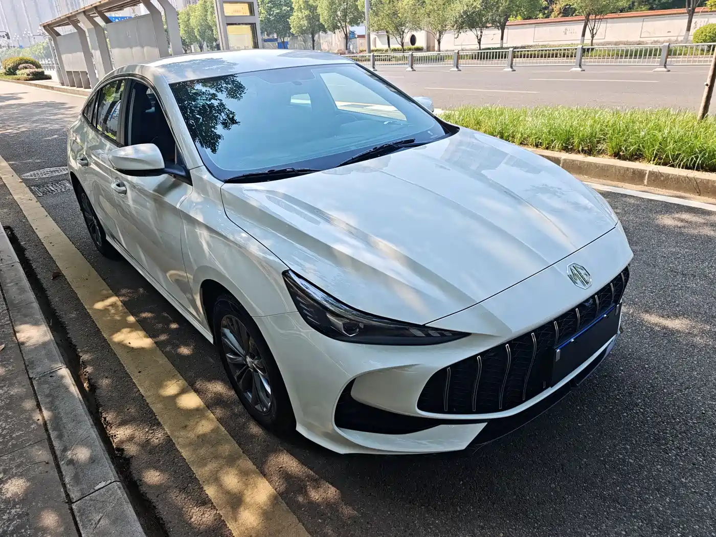 MG MG5 2025 2026 180DVVT Global Pioneer Edition