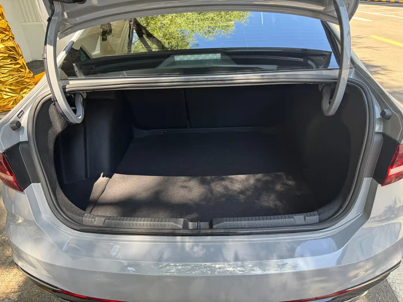 Volkswagen Lavida 2023 280TSI DSG Starlight Comfort Edition фото 17