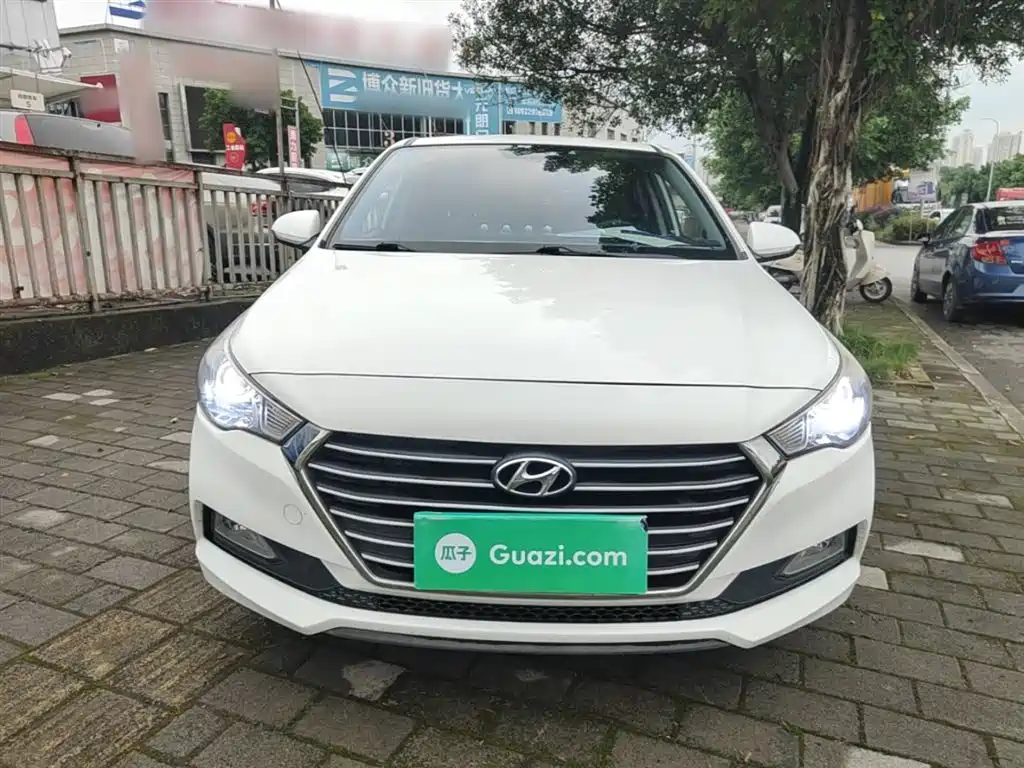 HYUNDAI ACCEPT