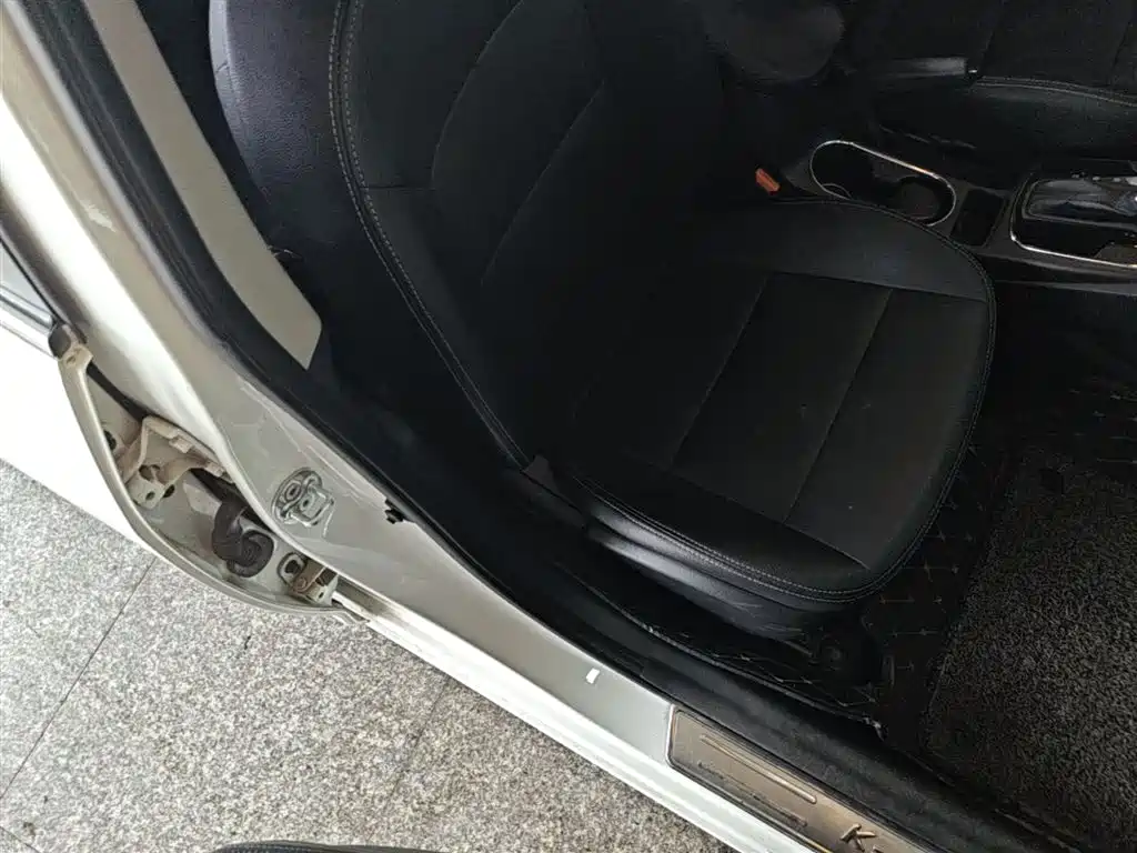 Kia K3 2016 1.6L Automatic GLS фото 25