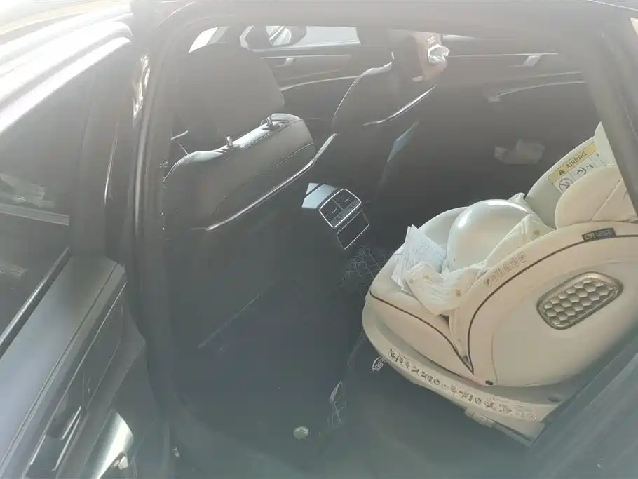 Audi A6L 2022 55 TFSI quattro Premium Dynamic фото 11