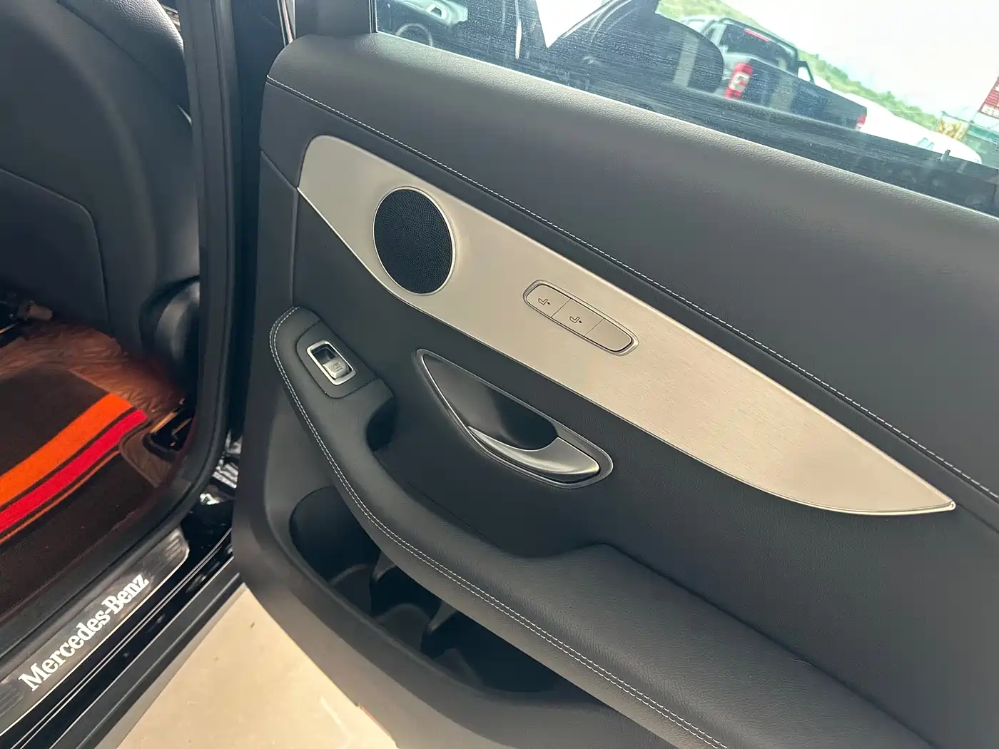Mercedes-Benz GLC 2022 Facelift III GLC 260 L 4MATIC Dynamic фото 16
