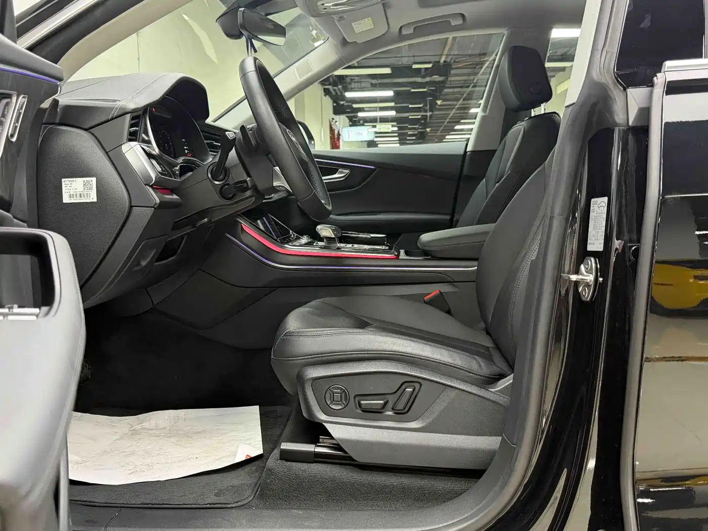 Audi Q8 2024 2023 55 TFSI Luxury Sport